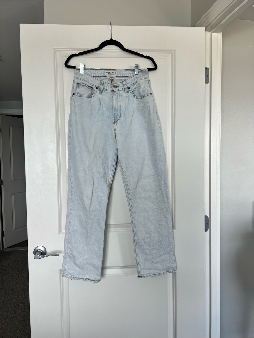 Abercrombie & Fitch Light Wash Denim Jeans